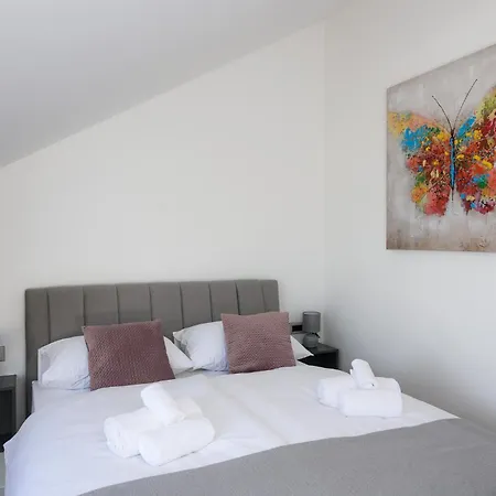 Luxury Lelu Apartment *