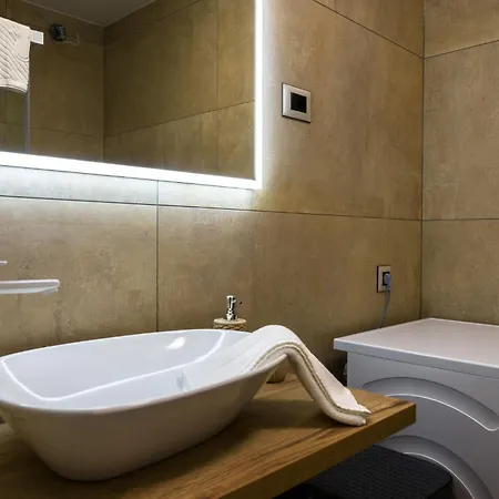 Apartment Luxury Lelu *