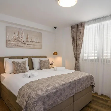 Luxury Lelu Apartment Trogir