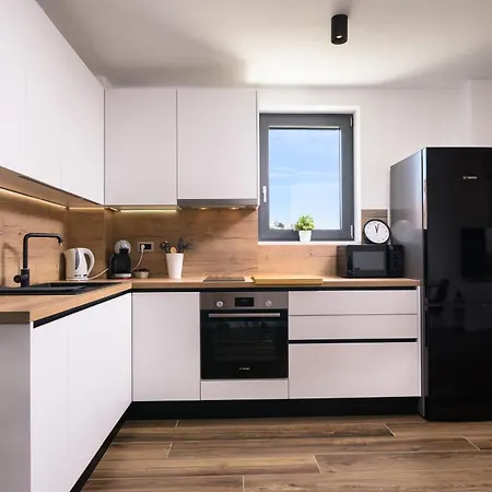 Luxury Lelu Apartment
