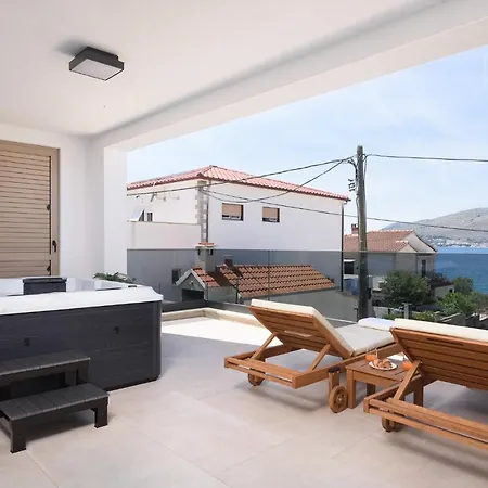 Luxury Lelu Apartament Trogir