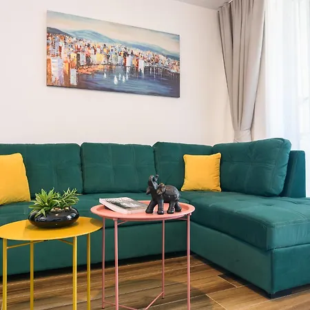Apartament Luxury Lelu *