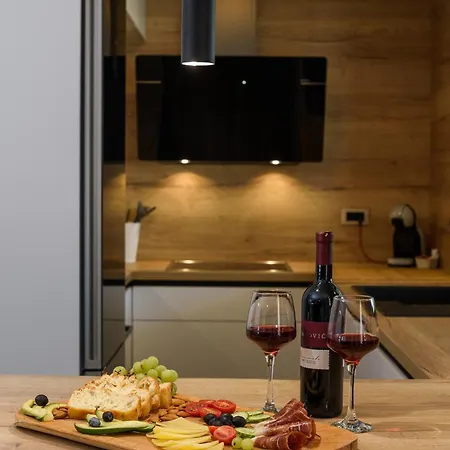 Apartament Luxury Lelu
